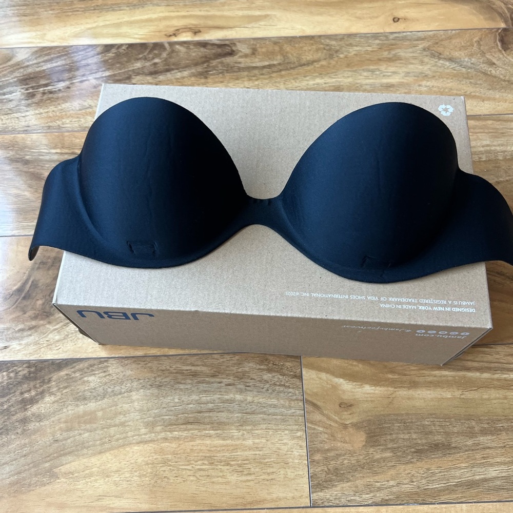 Divine Strapless Bra Backless Padded size B